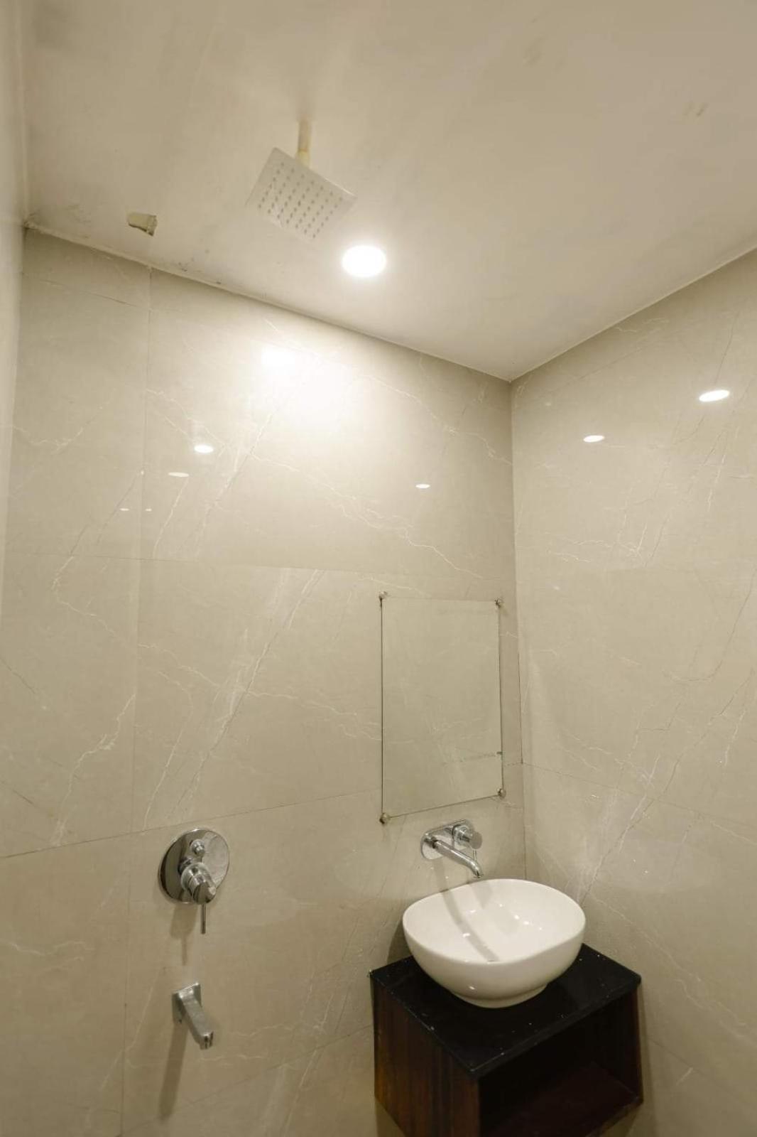Hotel Rovers Inn أمريتسار المظهر الخارجي الصورة